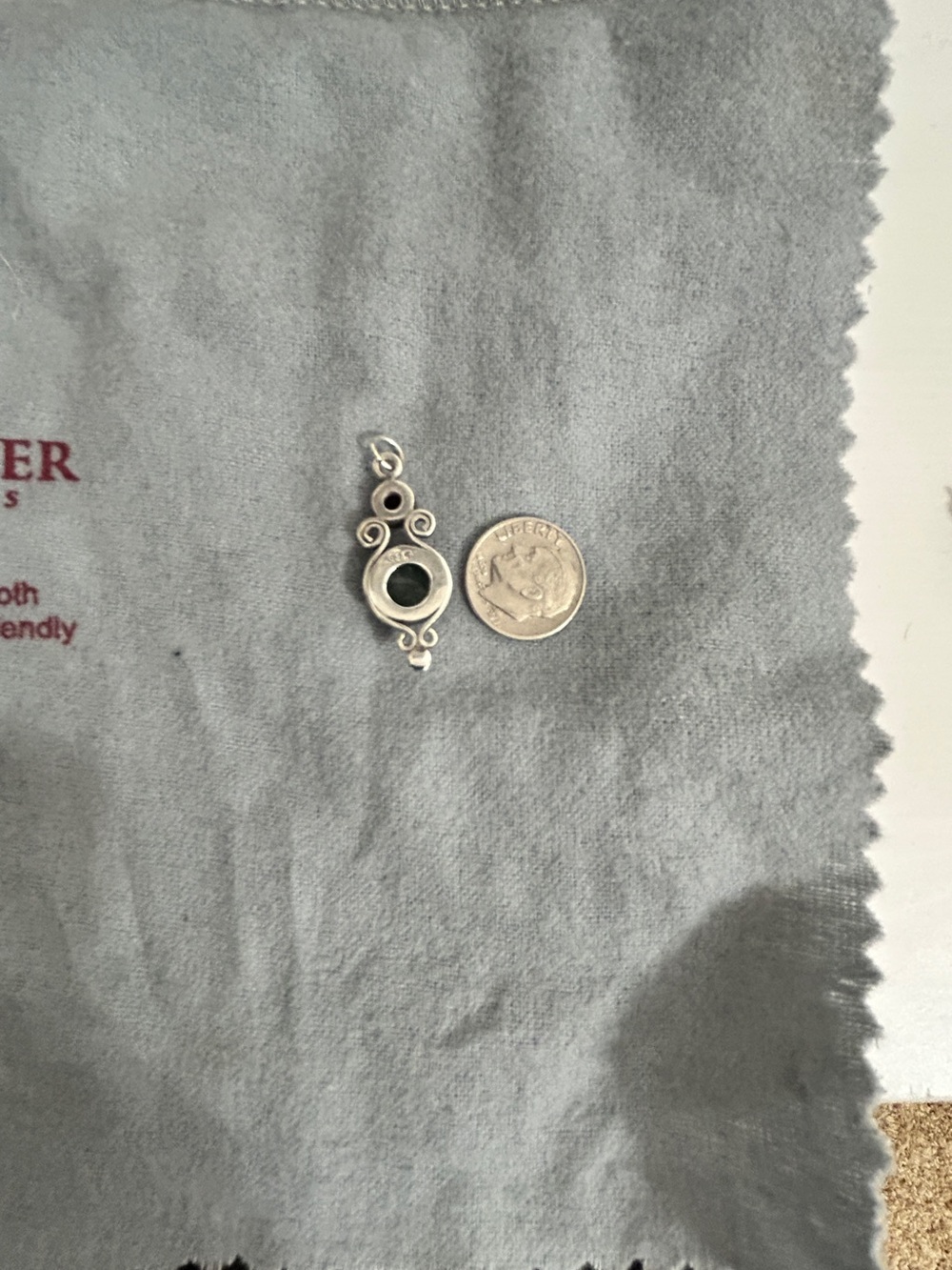 Sterling Silver Green and Deep Red Gemstone Pendant - Picture 3 of 5